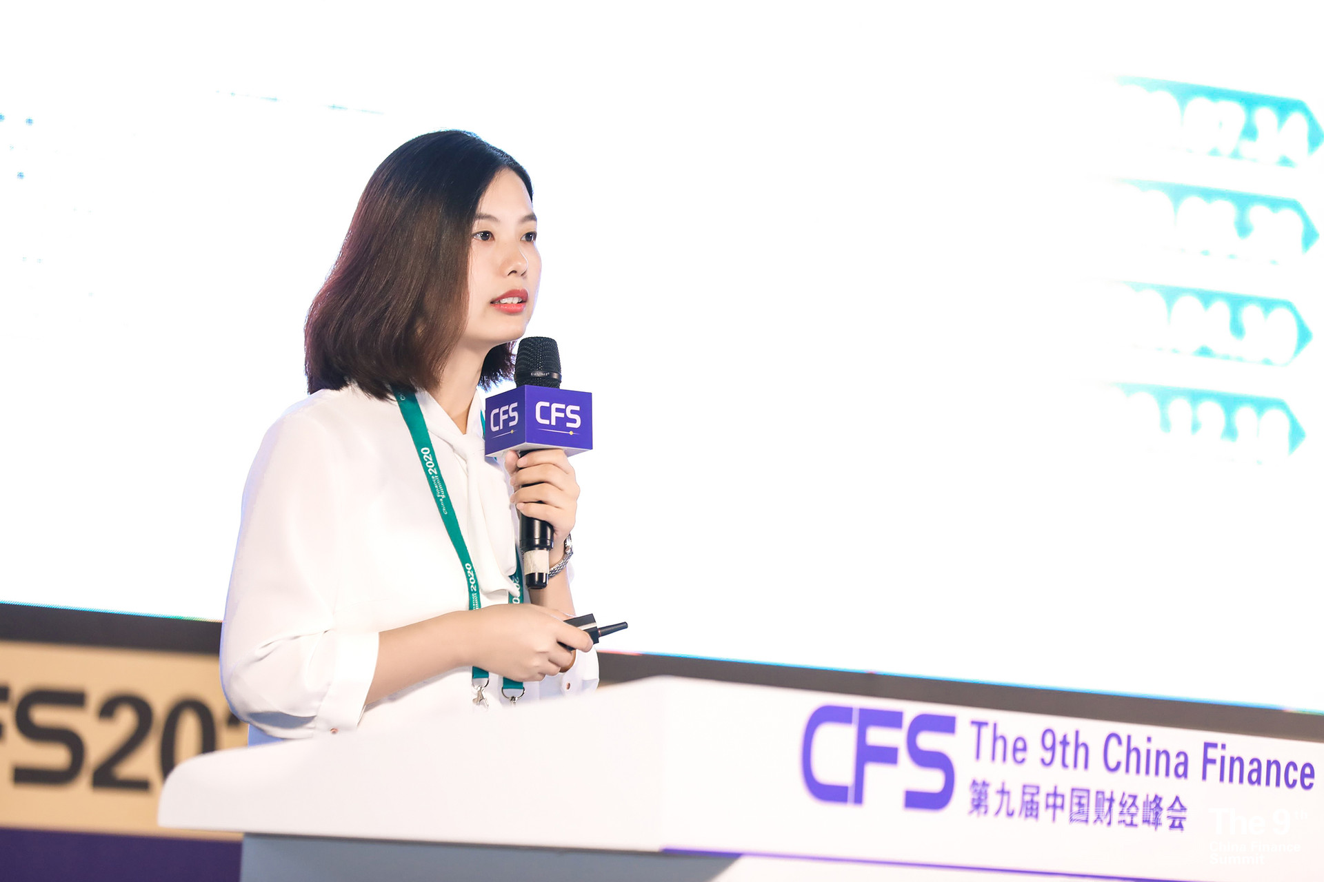现场直击丨主题演讲身边惠惠出行事业线总经理王莎